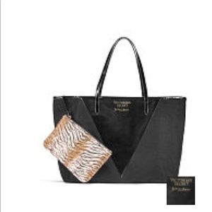 ✈️🏝Victoria Secret Tote✈️🏝